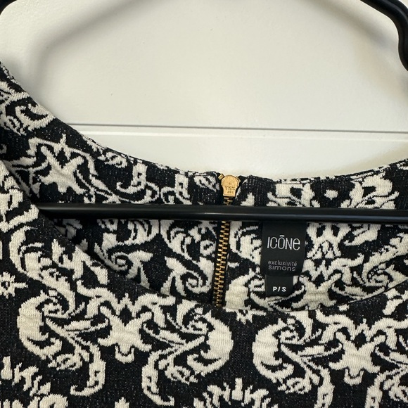 Belted dress - Picture 3 of 4